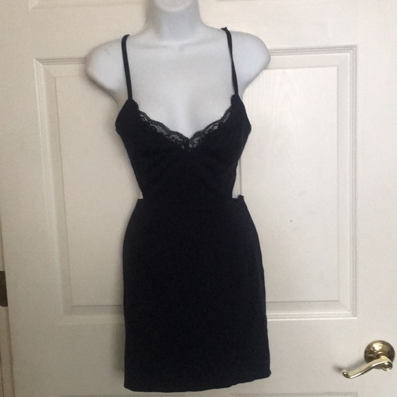 SALE⭐️Lulu's Heartbeat Song Black n Navy Backless - Picture 3 of 5